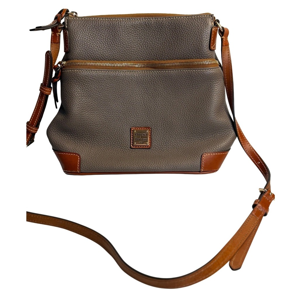 Dooney & Bourke Crossbody Grey Pebbled Leather Tan Trim‎ Gold Hardware Handbag